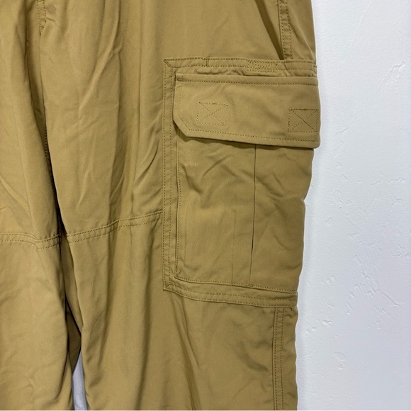 Duluth Trading Co ** Men's Dry on the Fly Cargo Pants Neutral Camel Relaxed Lx30 - Picture 2 of 12